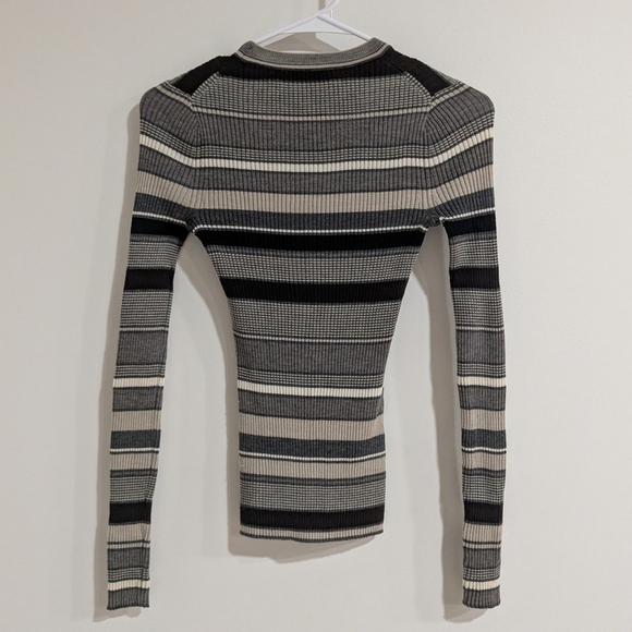 Theory Crew Neck Regal Wool Sweater - Picture 6 of 6